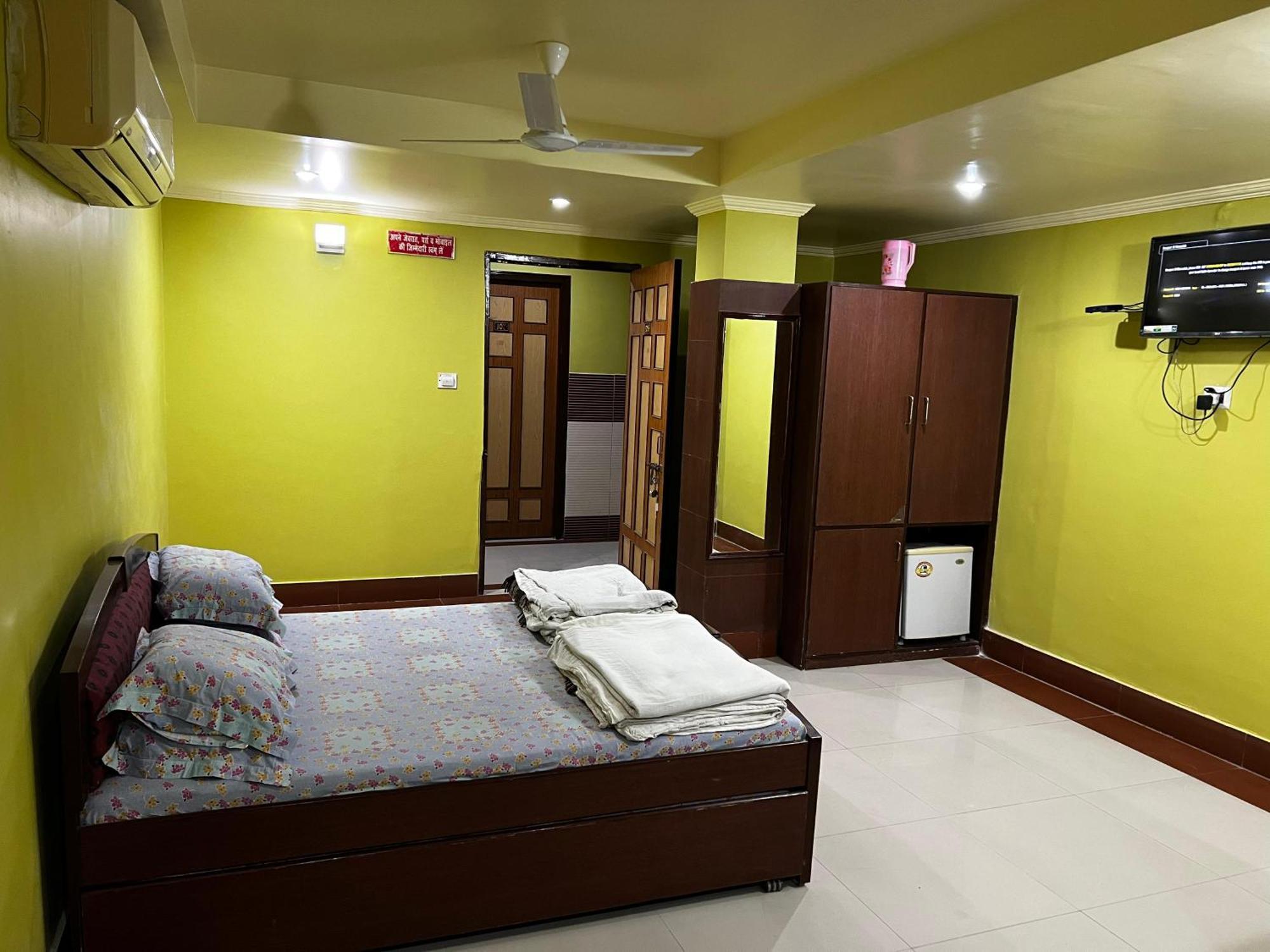 Banshi Bhawan Rooms And Banquet Allāhābād Junction 외부 사진