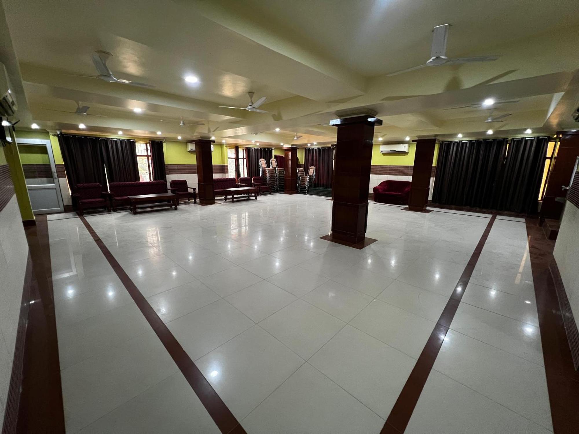 Banshi Bhawan Rooms And Banquet Allāhābād Junction 외부 사진